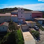 House Rab Σπίτι διακοπών Kampor