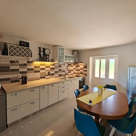 Vakantiehuis House Rab *