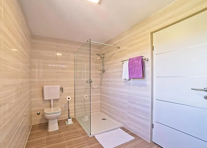 House Rab Vikendica *