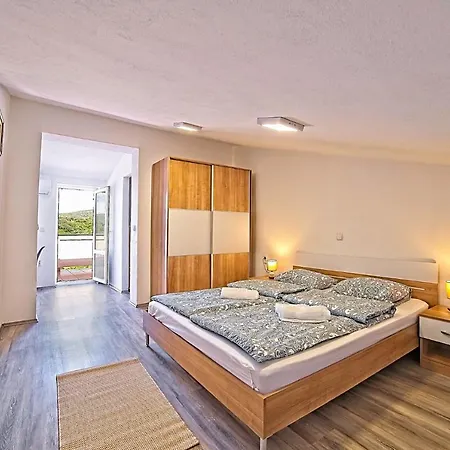 House Rab בית נופש